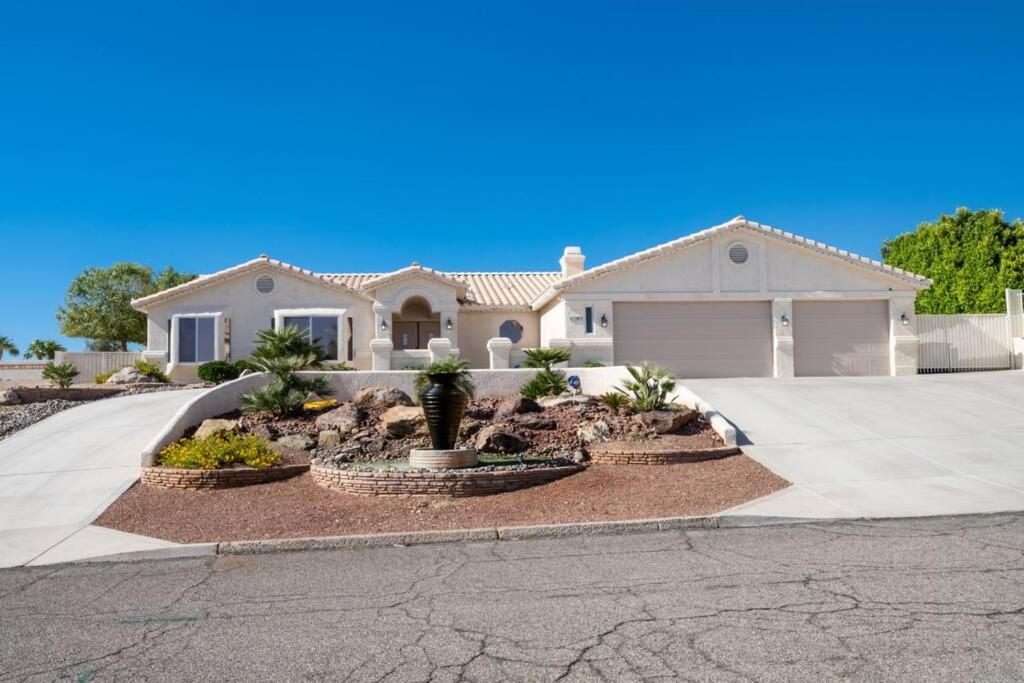 Grand Havasu Oasis With Custom Pool & Spa! Lake Havasu City Extérieur photo